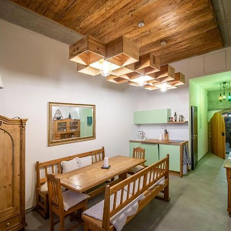 Apartman Se Sklipkem Pavlov Exteriör bild