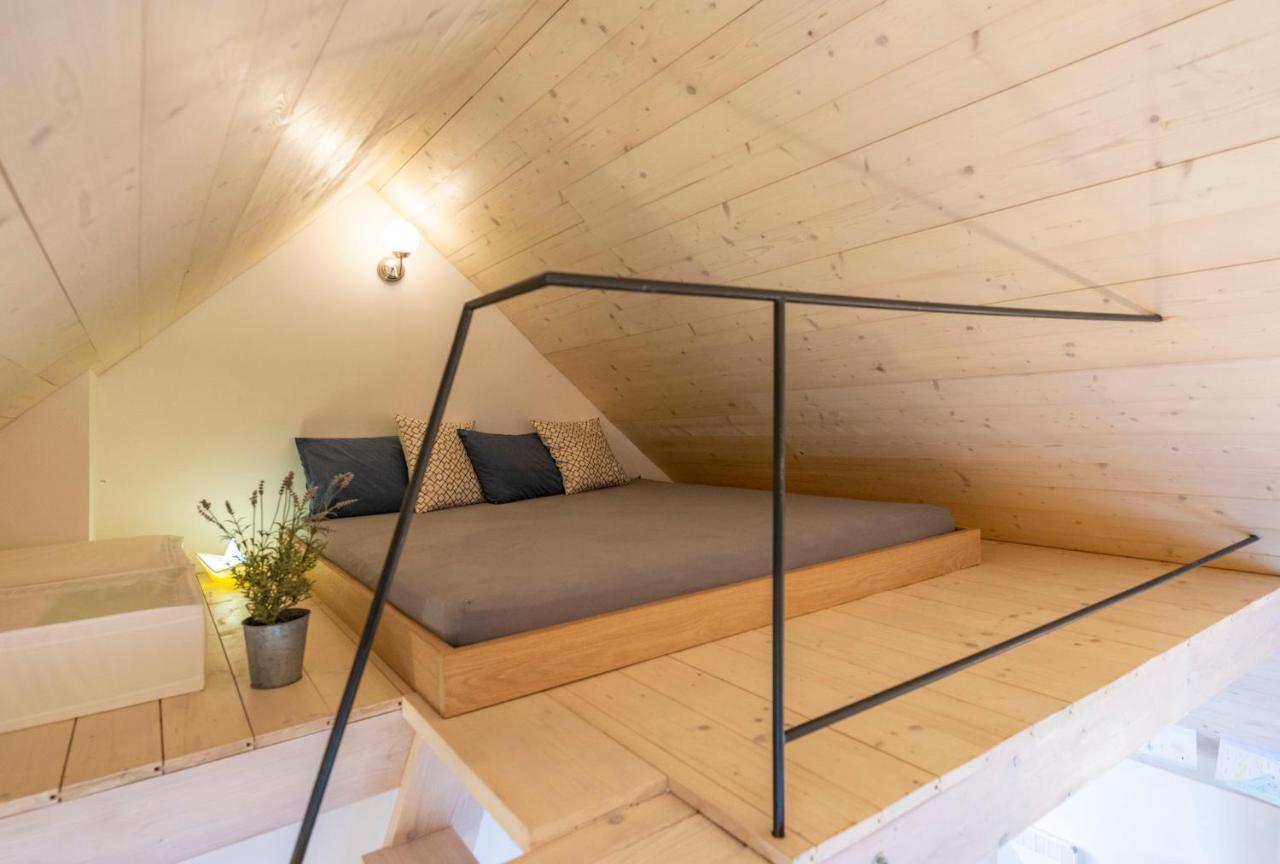 Apartman Se Sklipkem Pavlov Exteriör bild
