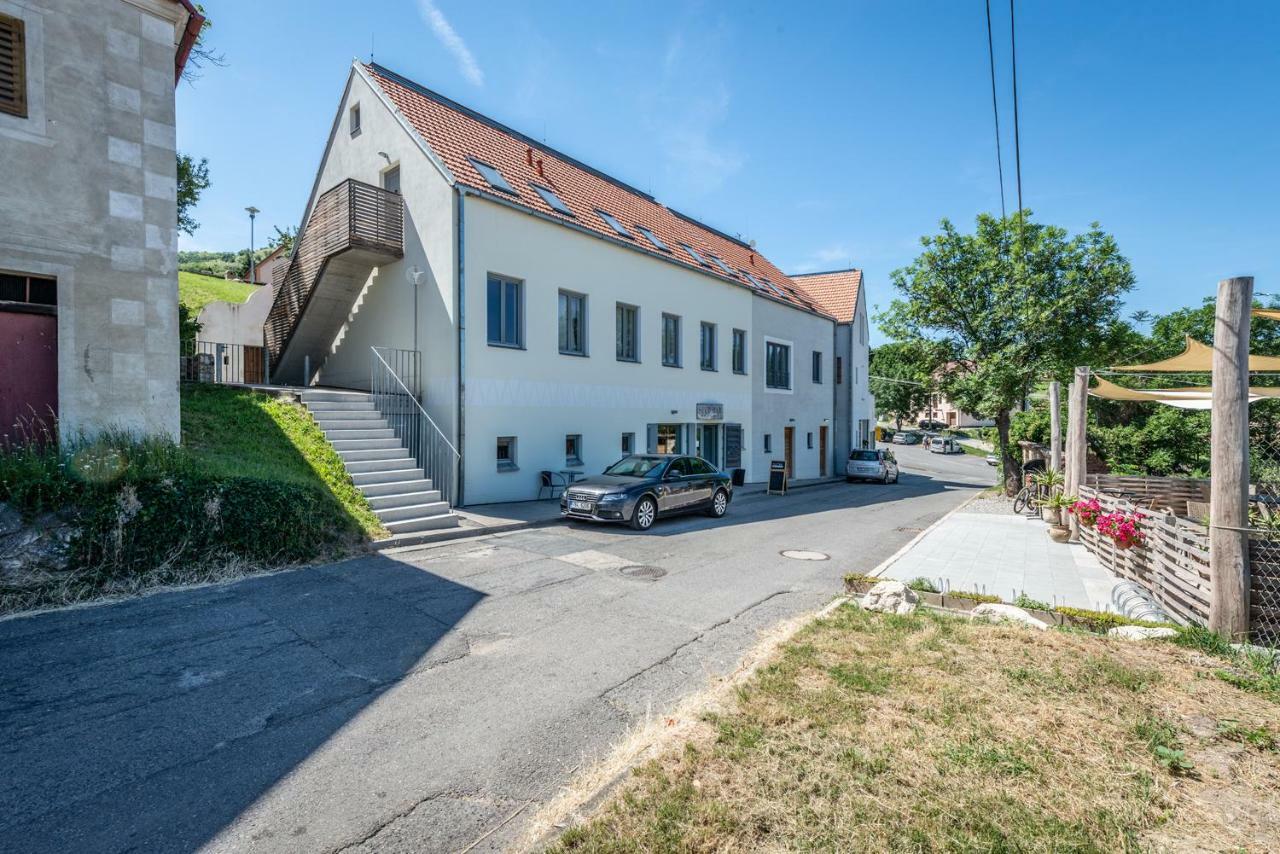 Apartman Se Sklipkem Pavlov Exteriör bild