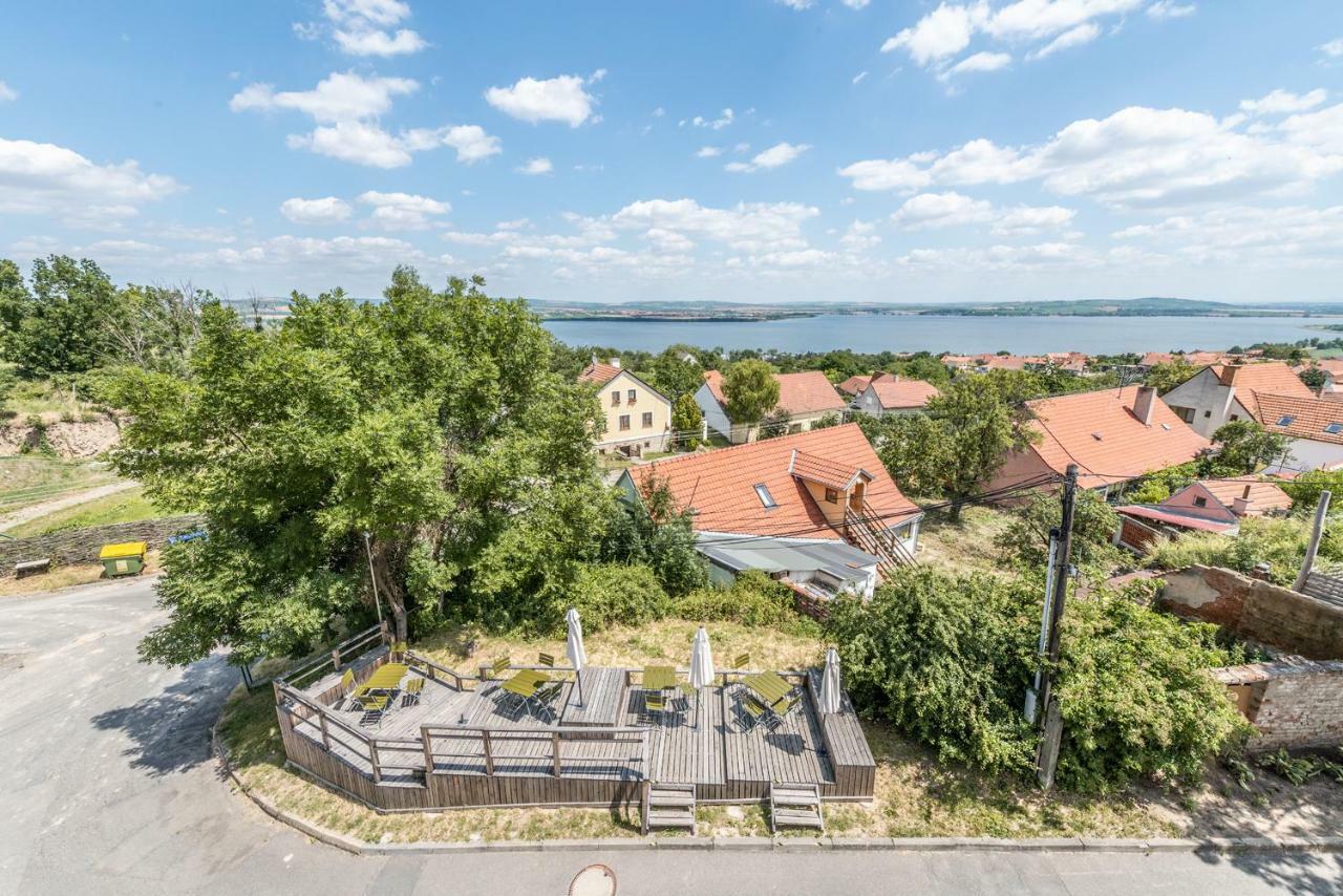 Apartman Se Sklipkem Pavlov Exteriör bild