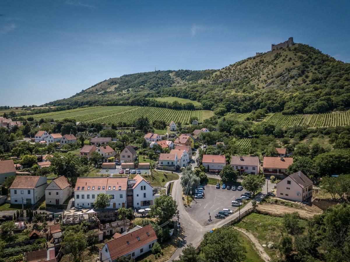 Apartman Se Sklipkem Pavlov Exteriör bild