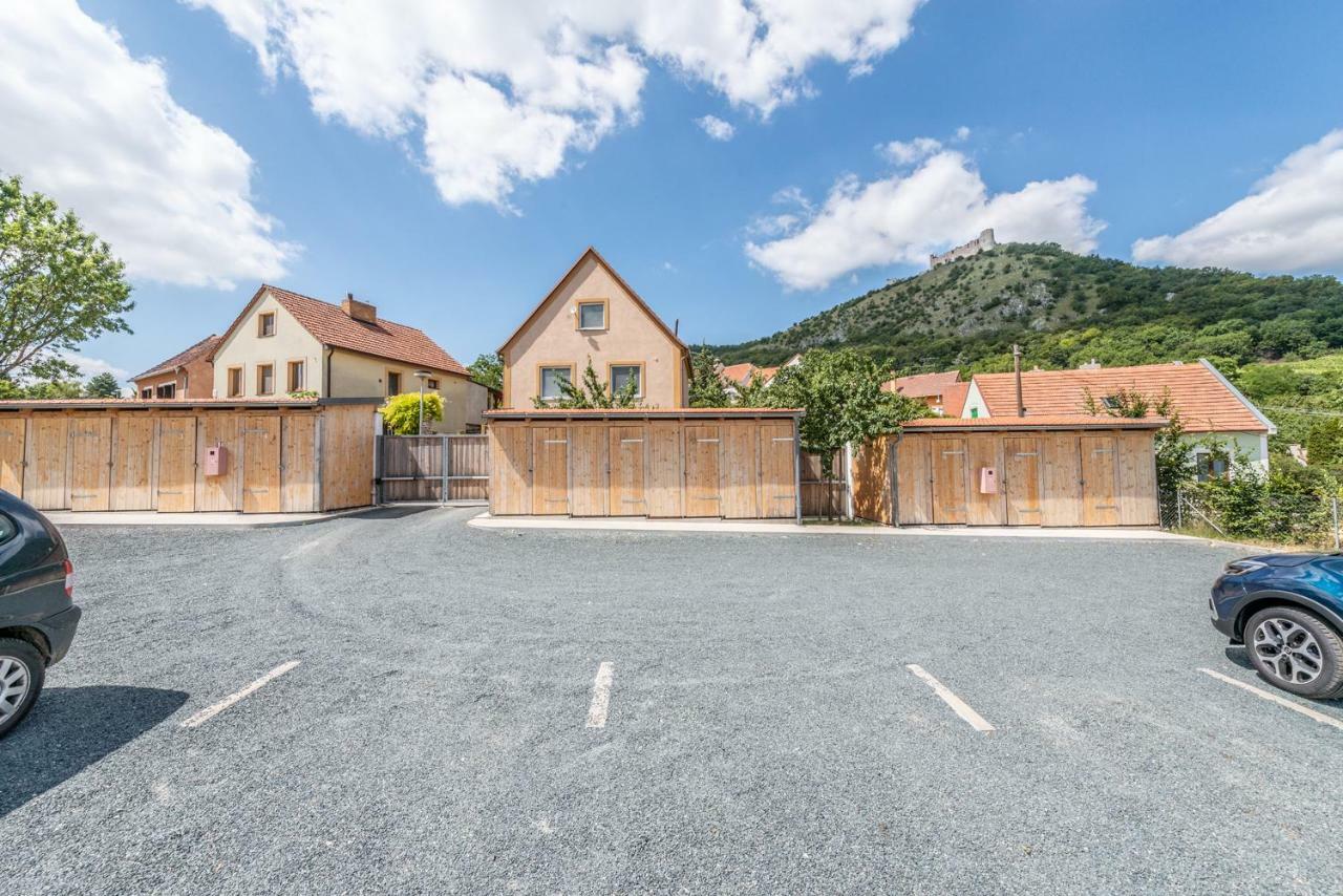 Apartman Se Sklipkem Pavlov Exteriör bild